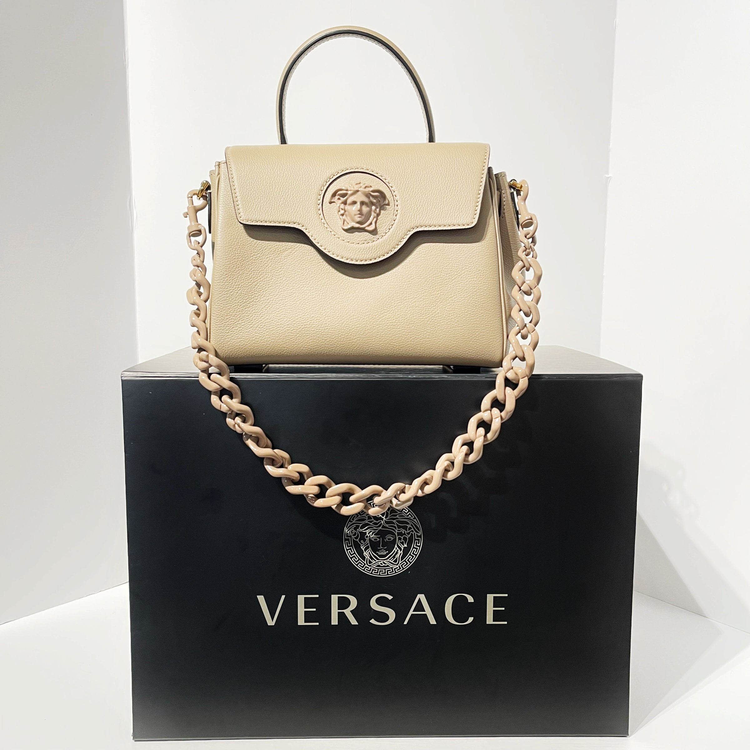 Versace NEVER USED Medusa Medium in Beige bag with box